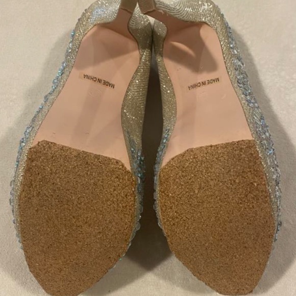 Fancy beaded high heels - Picture 9 of 9